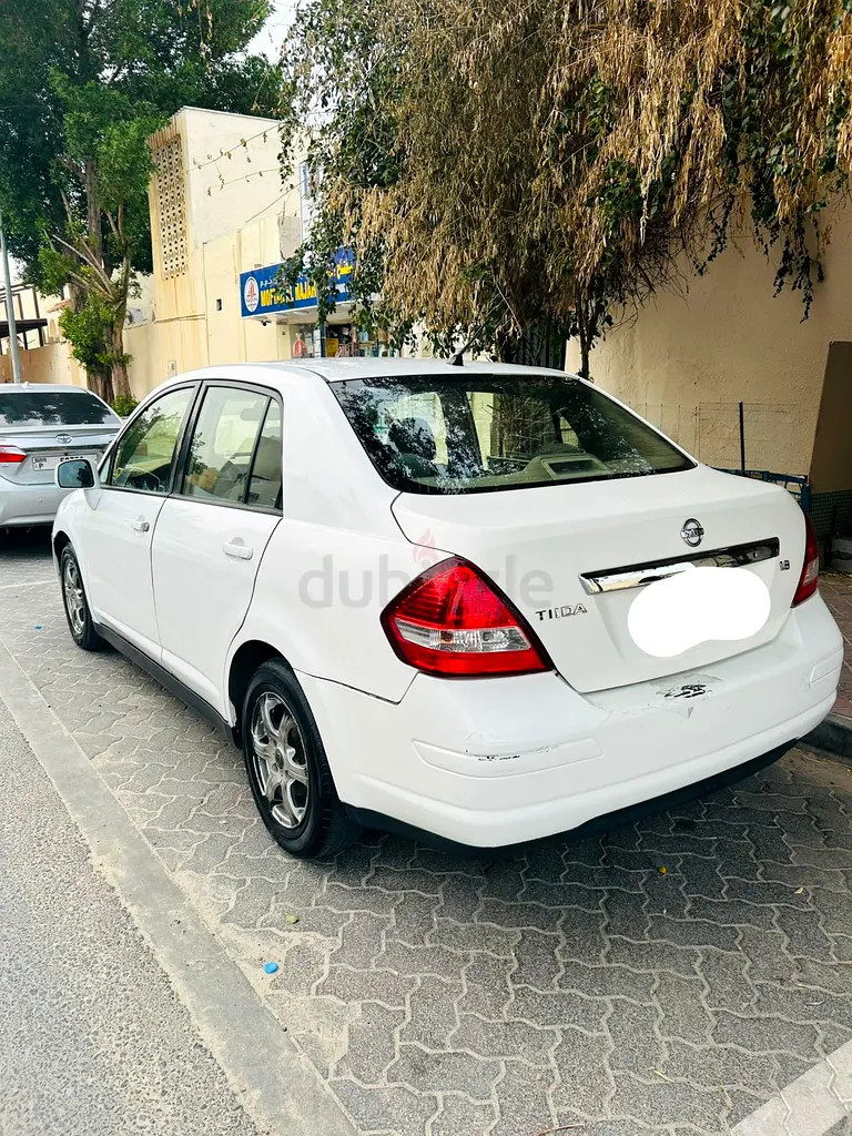 Nissan Tiida urgent sale - Image 4