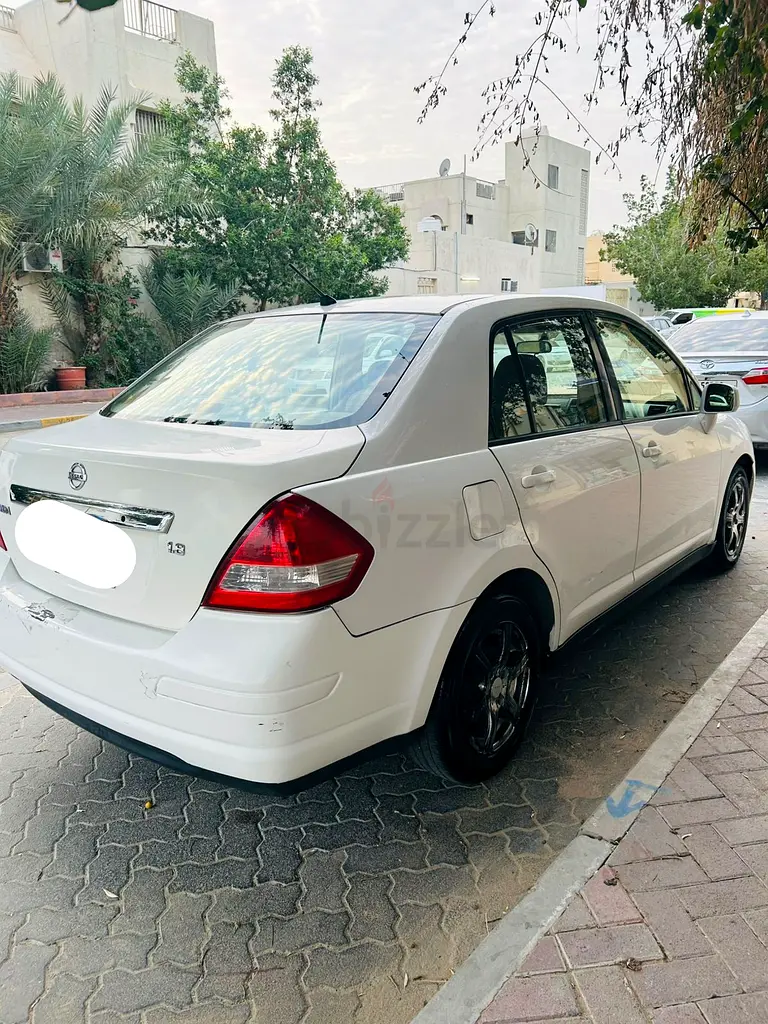 Nissan Tiida urgent sale - Image 5