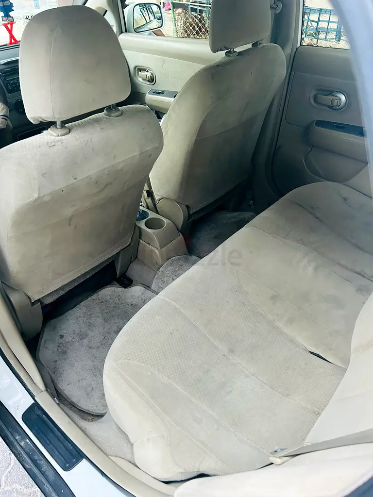 Nissan Tiida urgent sale - Image 8