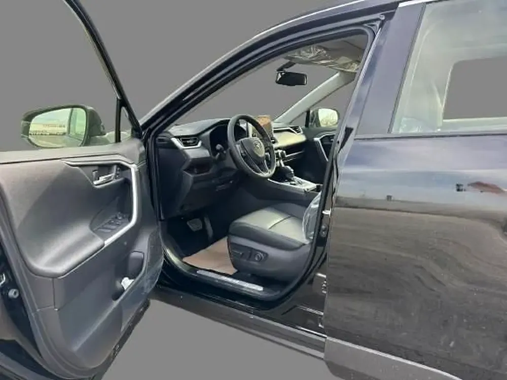 Toyota RAV4 Platinum 2.5L 2025 Hybrid GCC Black (Export Only) - Image 20