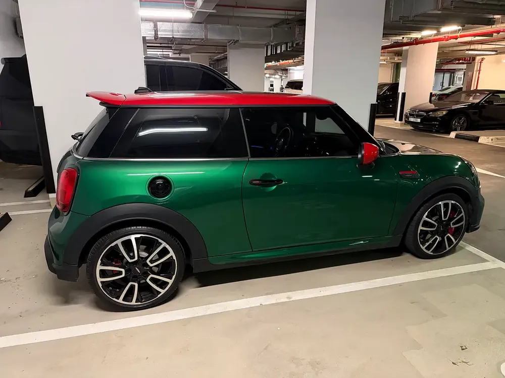 2024 MINI Cooper John Cooper Works GCC Specs - Brand New Condition - Image 5
