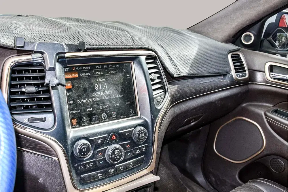 AED 2193/month | 2014 Jeep Grand Cherokee Summit | GCC Specs | Ref#390164 - Image 11