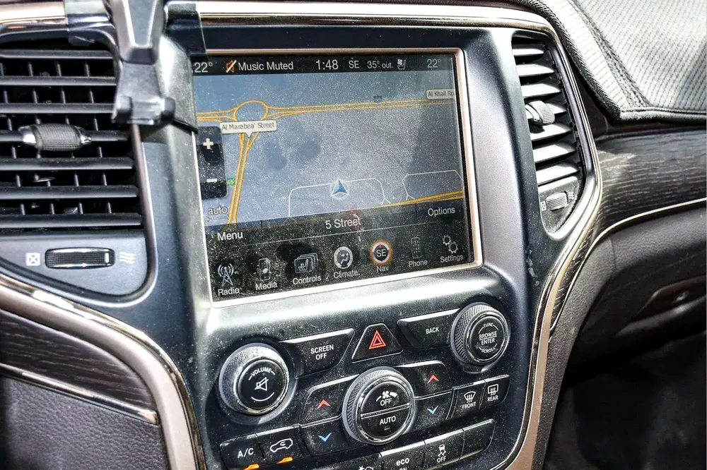 AED 2193/month | 2014 Jeep Grand Cherokee Summit | GCC Specs | Ref#390164 - Image 15