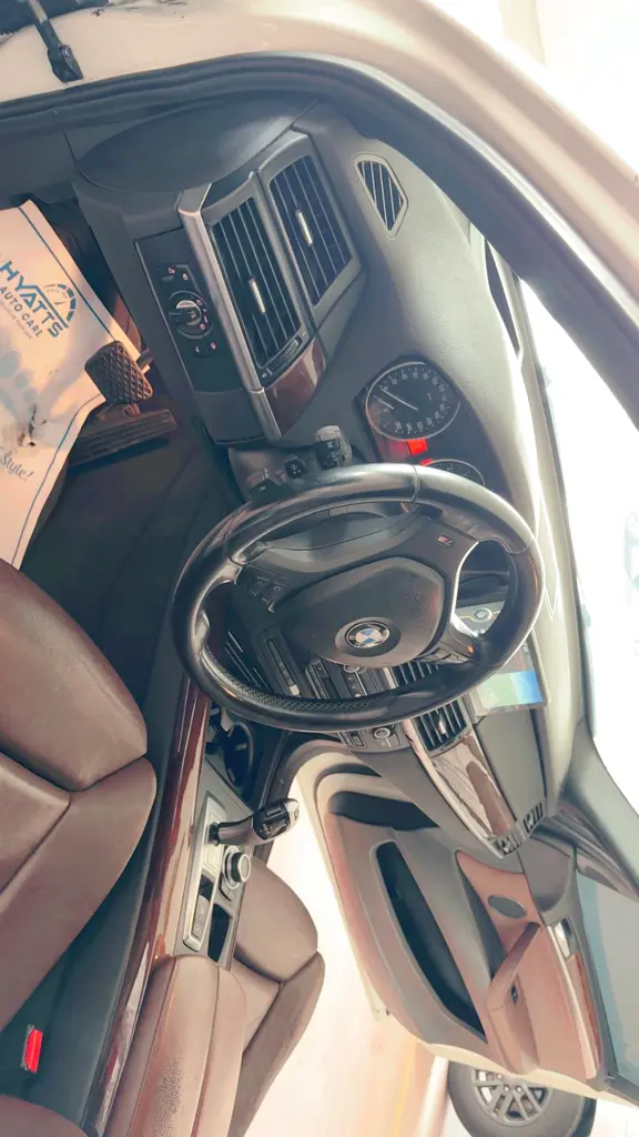 BMW X5 M50i 2012 GCC Specs - Excellent Condition - Image 10