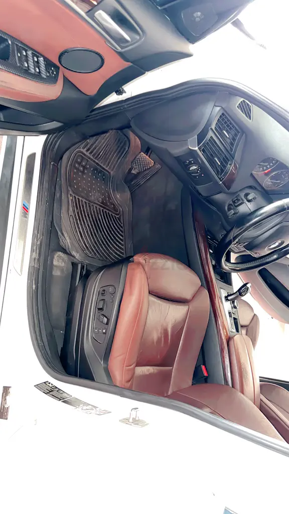 BMW X5 M50i 2012 GCC Specs - Excellent Condition - Image 14