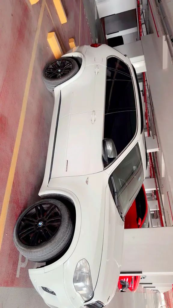 BMW X5 M50i 2012 GCC Specs - Excellent Condition - Image 6