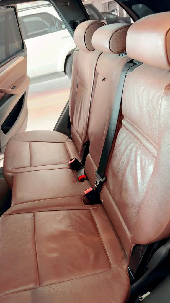 BMW X5 M50i 2012 GCC Specs - Excellent Condition - Image 9