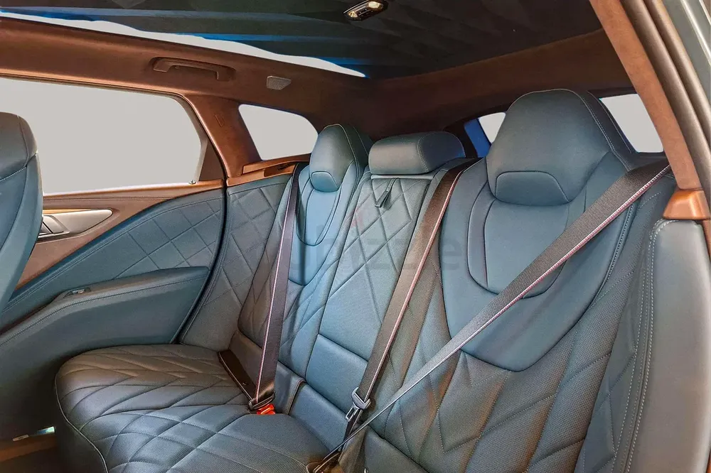 AED 5318/month | 2023 BMW XM 21CS | GCC Specs | Ref#445161 - Image 12