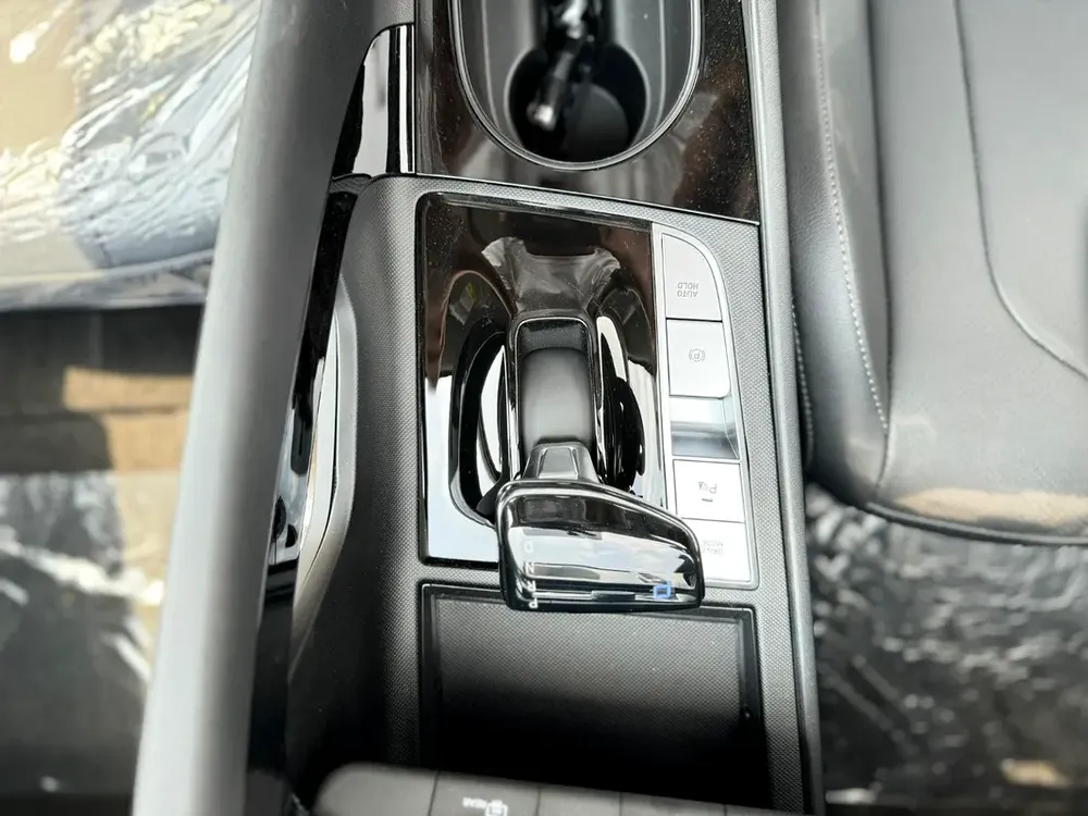 Brand New Elantra Elite Edition 1.5 - Image 12