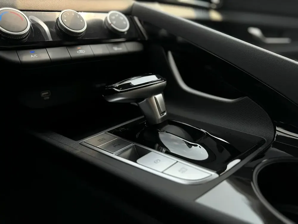 Brand New Elantra Elite Edition 1.5 - Image 13