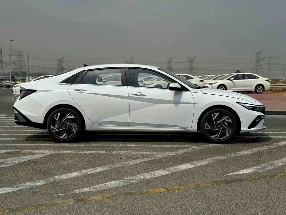 Brand New Elantra Elite Edition 1.5 - Image 4
