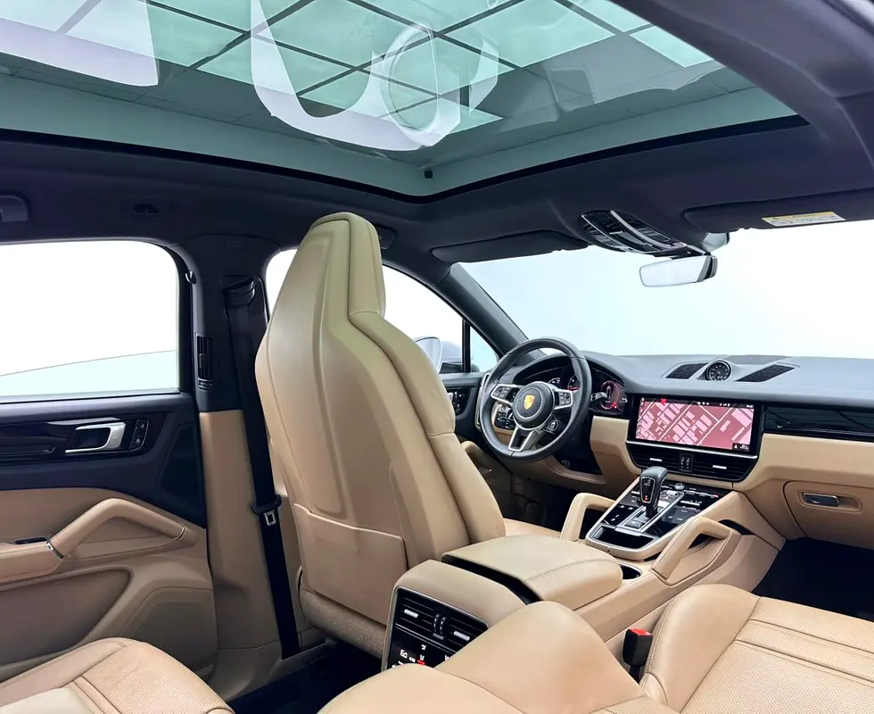 2021 Porsche Cayenne Coupe, 1 Year Warranty, Full Service History, GCC - Image 13