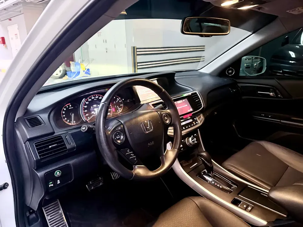 2016 Honda Accord 3.5L V6 Sport GCC - Image 12