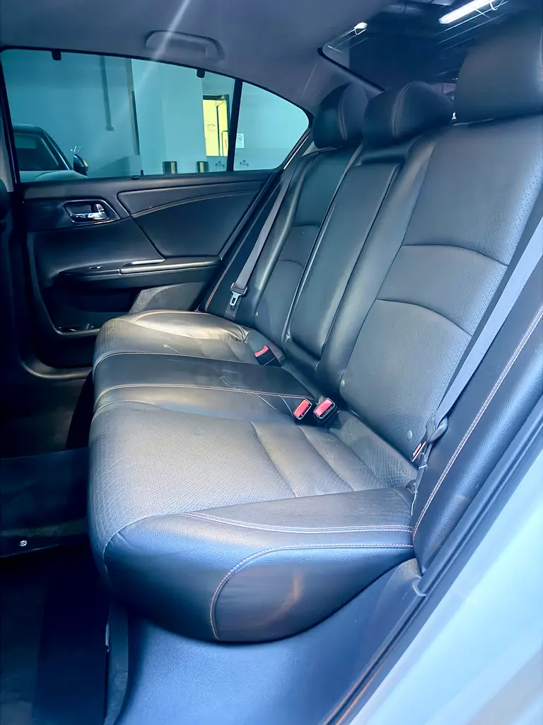 2016 Honda Accord 3.5L V6 Sport GCC - Image 14