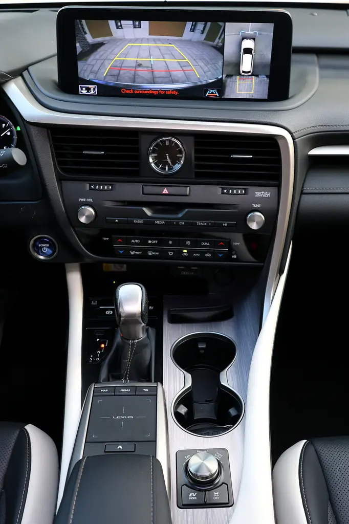 Lexus RX450h-F SPORT-2021-152000KM-GCC SPECS-EXCELLENT CONDITION full service history at Lexus - Image 15