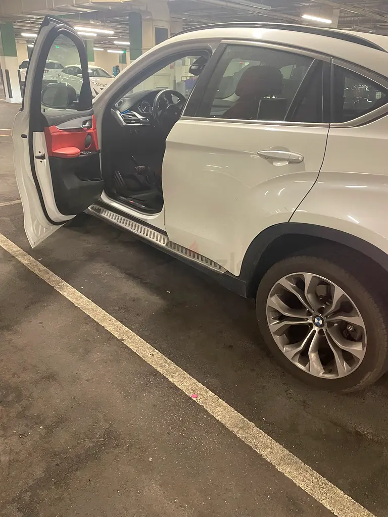 BMW X6 xDrive35i 2016 | GCC Specs | Well Maintained - Image 5