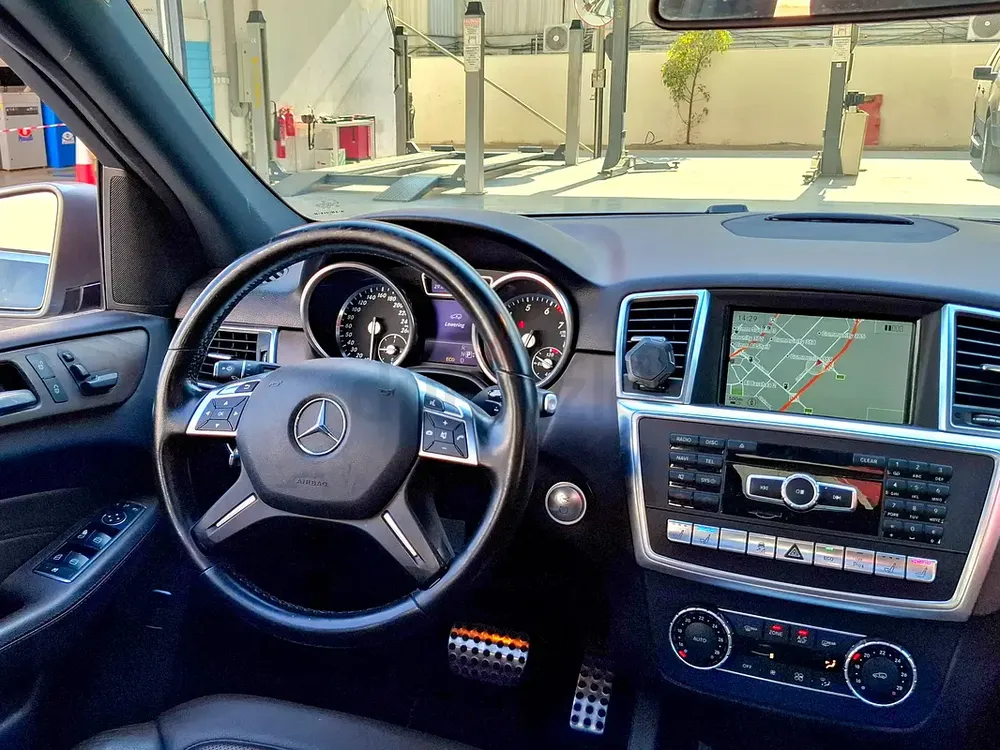 AED 1866/month | 2015 Mercedes-Benz M-Class ML 400 | GCC Specs | Ref#393557 - Image 10