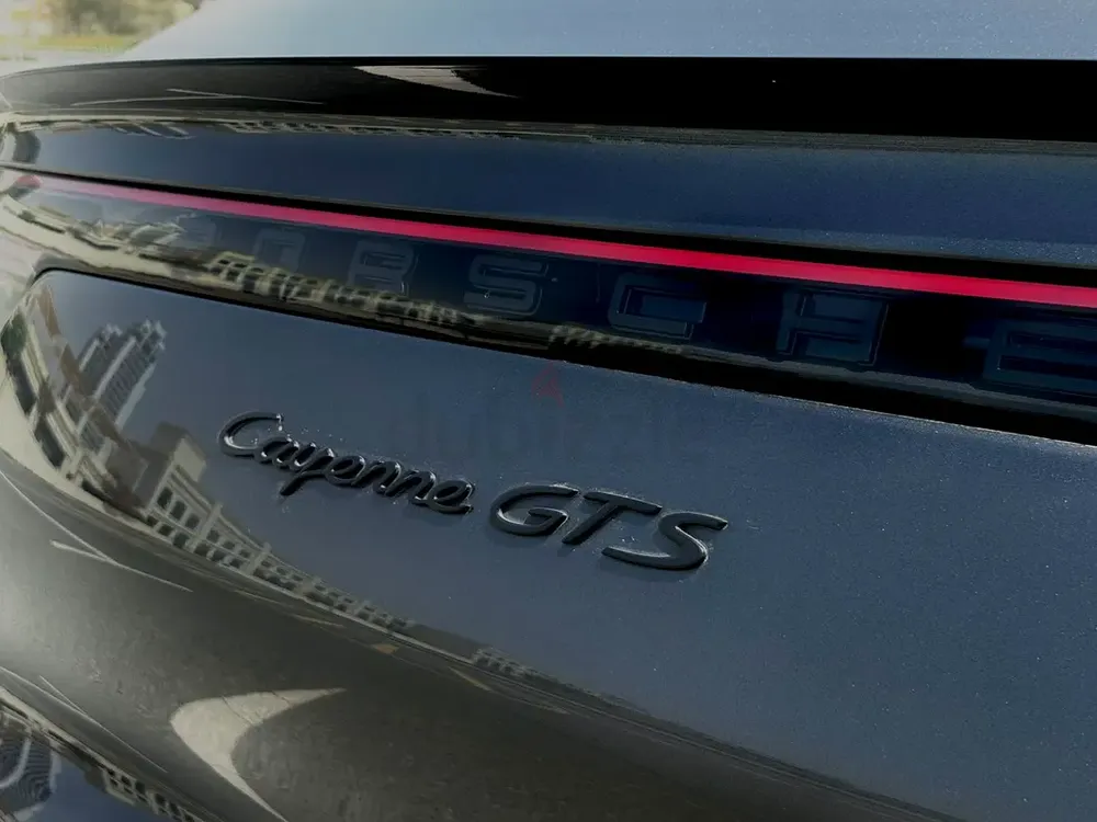 2023 PORSCHE CAYENNE GTS COUPE | TOP SPEC | GCC | FULL SERVICE HISTORY | ORIGINAL PAINT - Image 7