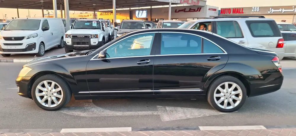 Mercedes Benz S550 model 2008 good condition input Japan - Image 10