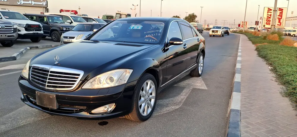 Mercedes Benz S550 model 2008 good condition input Japan - Image 11