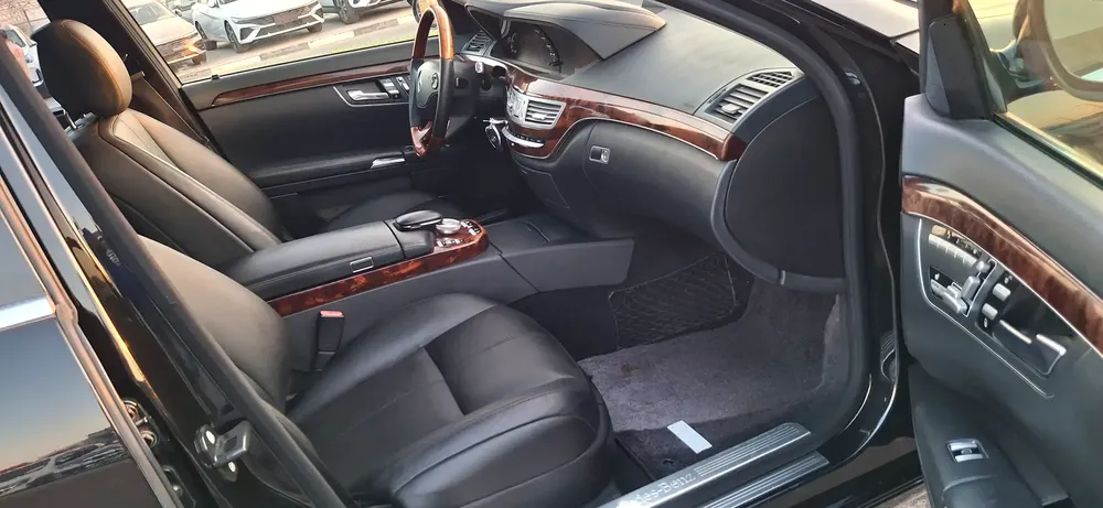 Mercedes Benz S550 model 2008 good condition input Japan - Image 13