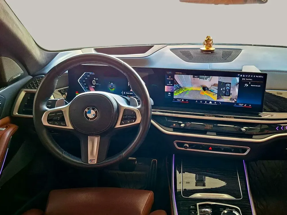 AED 5554/month | 2025 BMW X7 xDrive40i | GCC Specs | Ref#457809 - Image 10