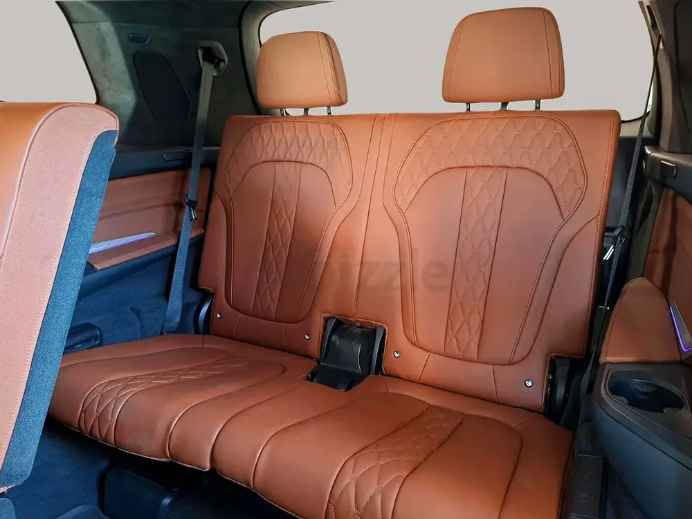 AED 5554/month | 2025 BMW X7 xDrive40i | GCC Specs | Ref#457809 - Image 14