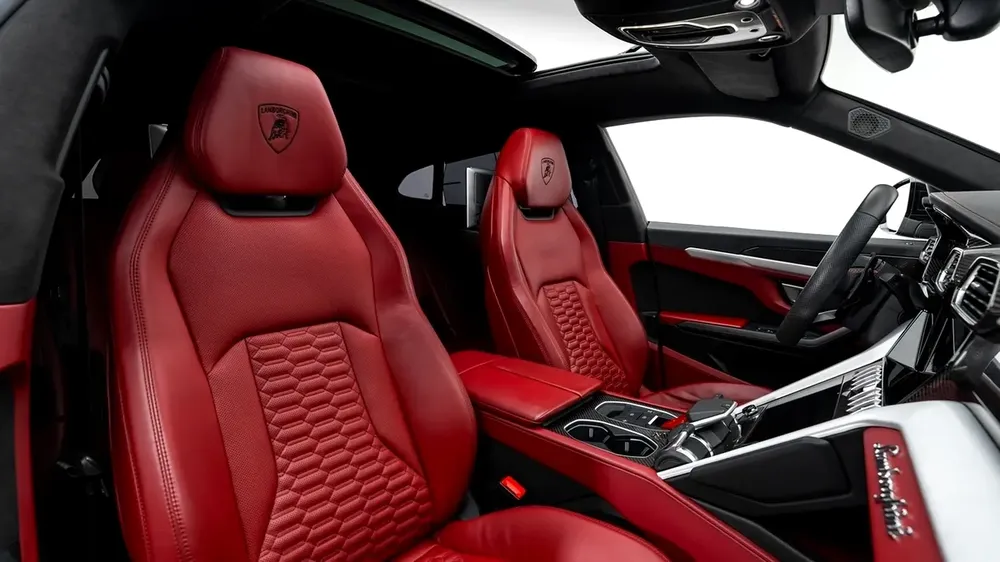 Lamborghini Urus - 2021 - GCC Specs - Under Warranty - Image 12