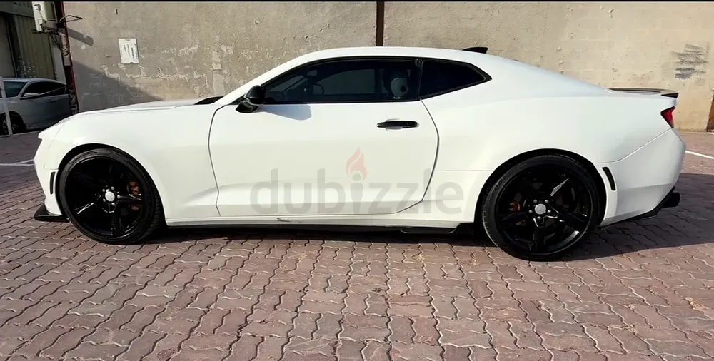 Chevrolet Camaro - 2016 Full option V6 - Image 6