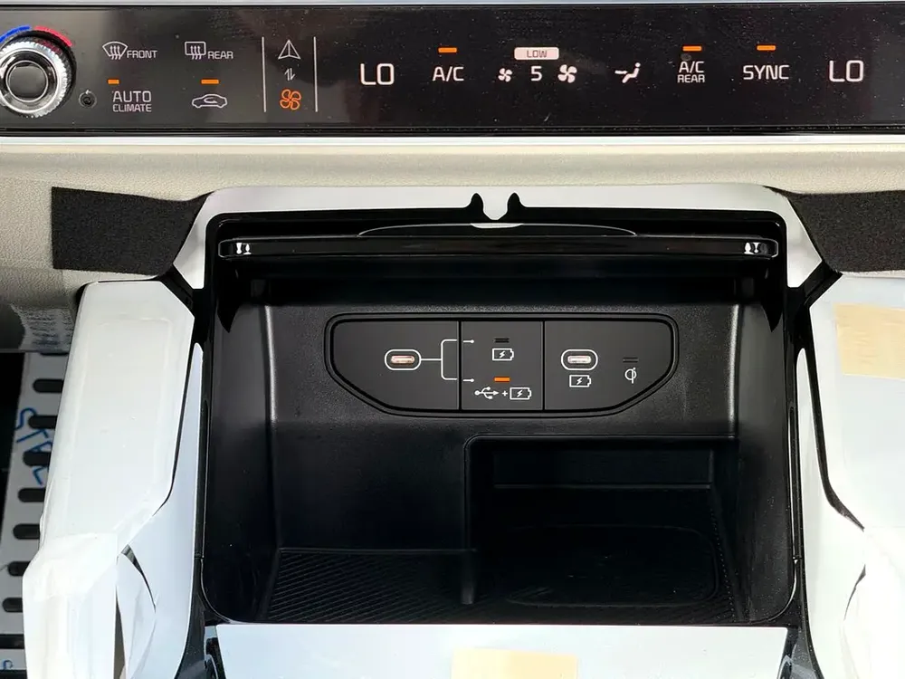 Kia Sorento 2025 - GCC Specs - Brand New - Image 12