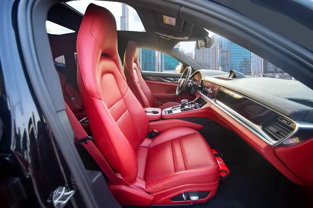 4,700 P.M | 0% DownPayment | Porsche Service | Extra Options - Image 14
