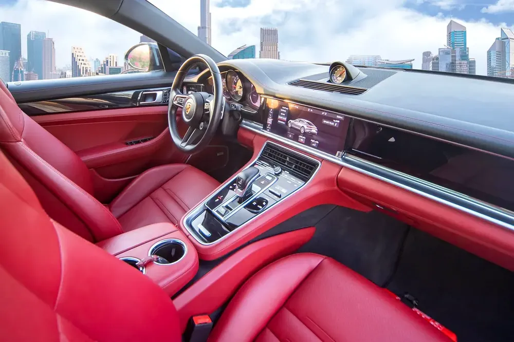 4,700 P.M | 0% DownPayment | Porsche Service | Extra Options - Image 15
