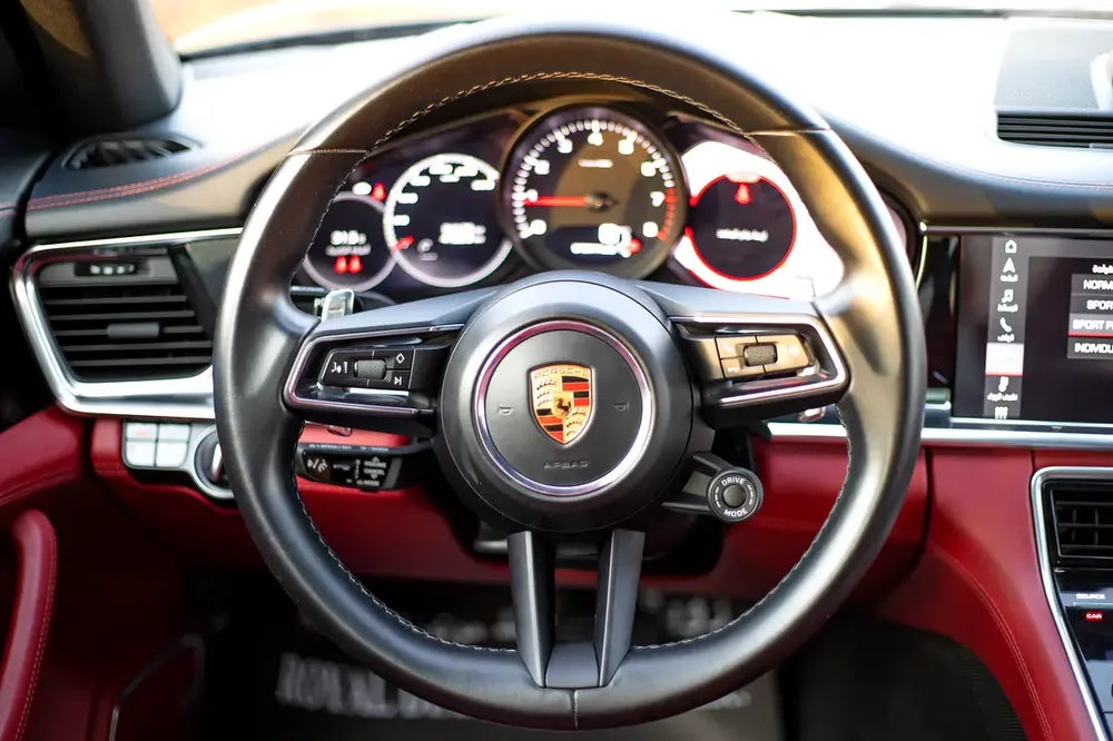 4,700 P.M | 0% DownPayment | Porsche Service | Extra Options - Image 20