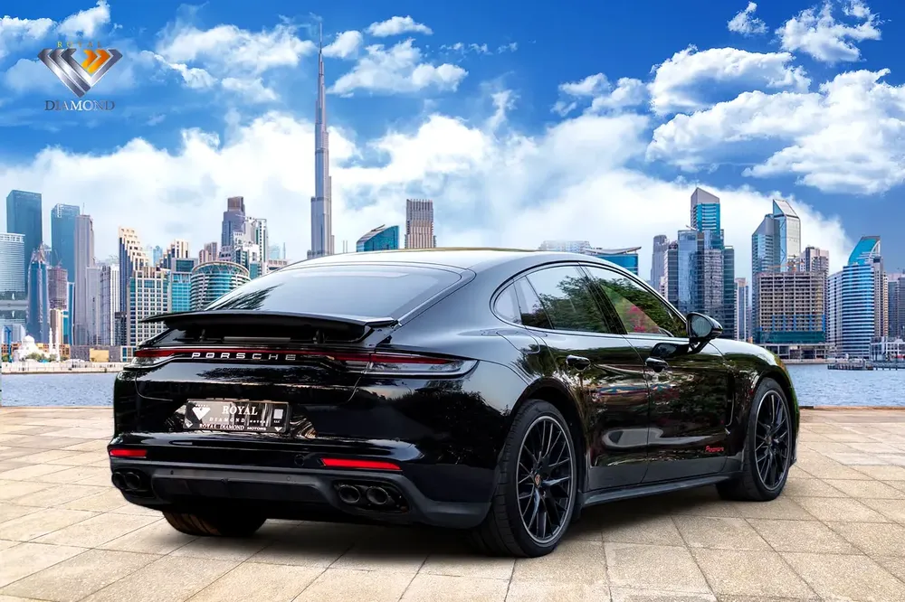 4,700 P.M | 0% DownPayment | Porsche Service | Extra Options - Image 4