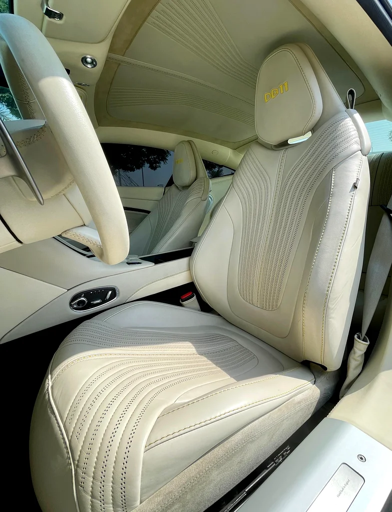 Aston Martin DB11 / 2017 Model / Gcc Spec’s / Less Km Driven - Image 14