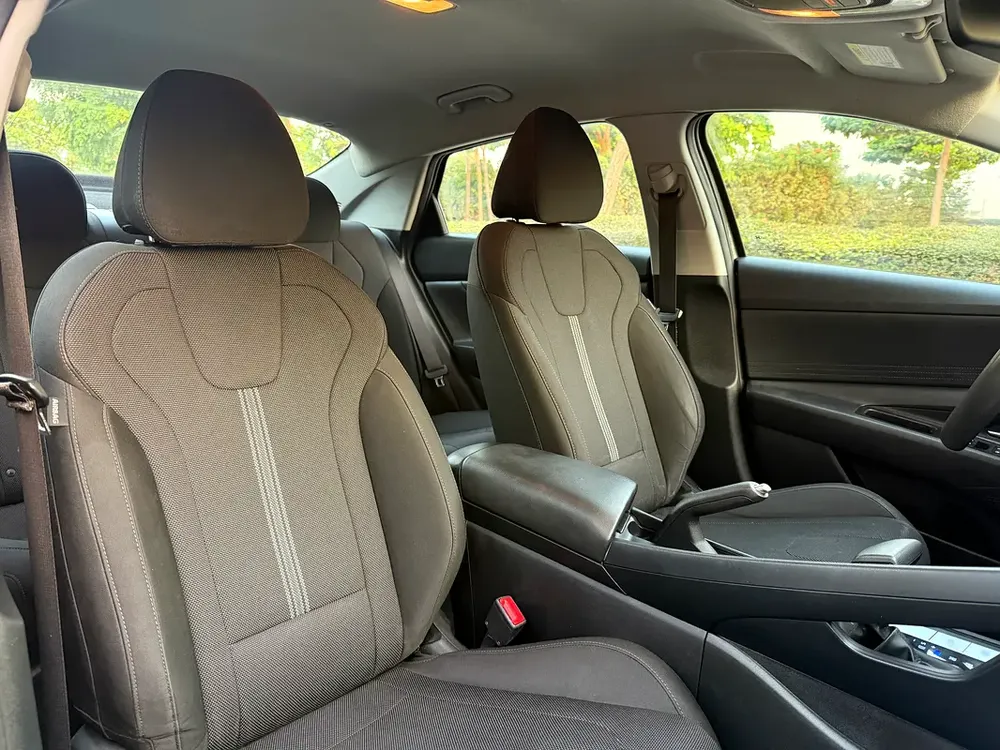 Hyundai Elantara | 2021 - USA - Clean Title - Image 10