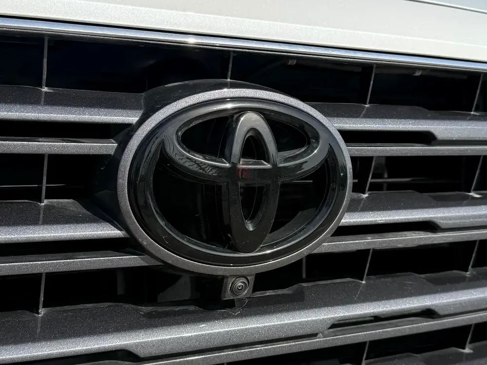 2025 Toyota Sequoia Limited | American Specs | Hybrid V6 Turbo - Image 12