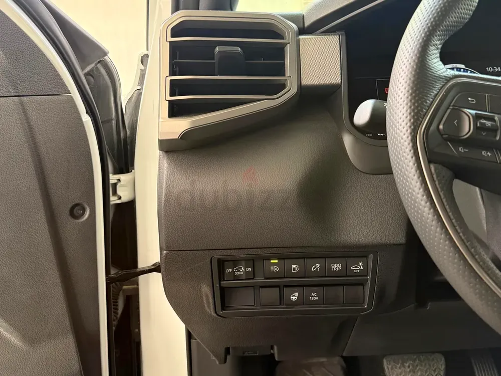 2025 Toyota Sequoia Limited | American Specs | Hybrid V6 Turbo - Image 14