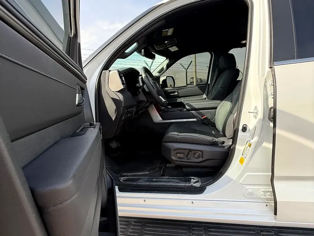 2025 Toyota Sequoia Limited | American Specs | Hybrid V6 Turbo - Image 19