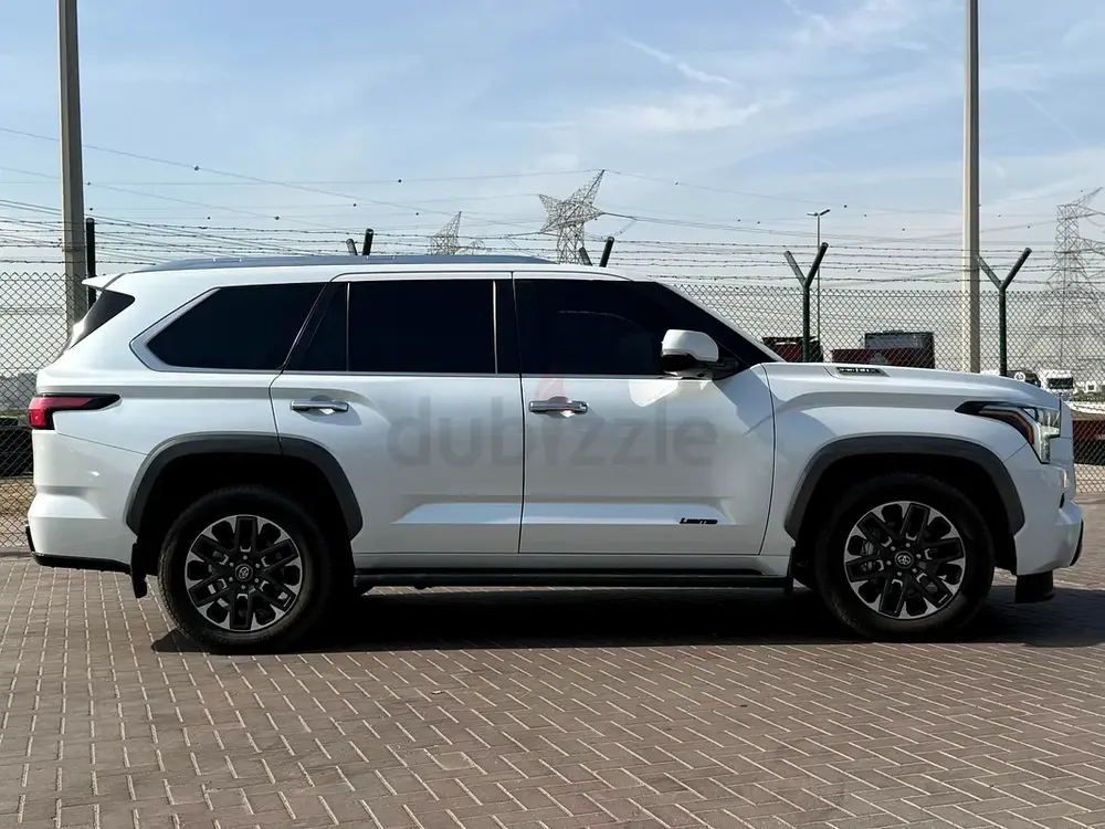 2025 Toyota Sequoia Limited | American Specs | Hybrid V6 Turbo - Image 4
