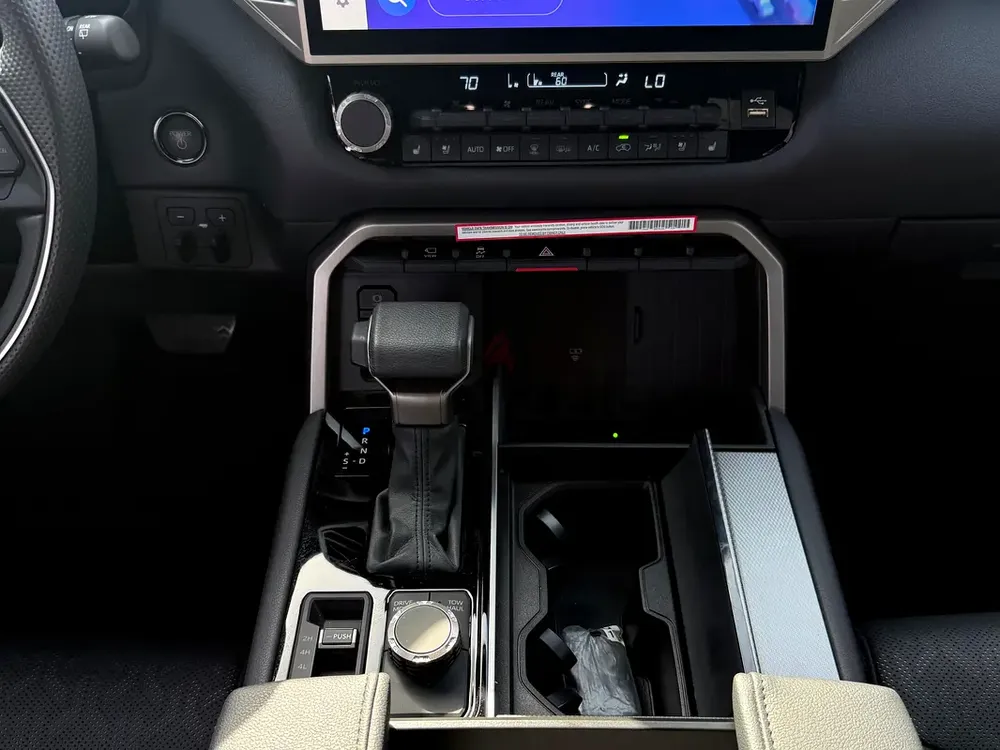 2025 Toyota Sequoia Limited | American Specs | Hybrid V6 Turbo - Image 8