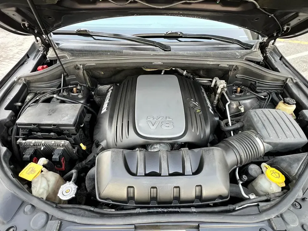 Jeep Grand Cherokee Summit 2014 | 5.7L HEMI V8 | GCC Specs | Full Option | 4WD - Image 11