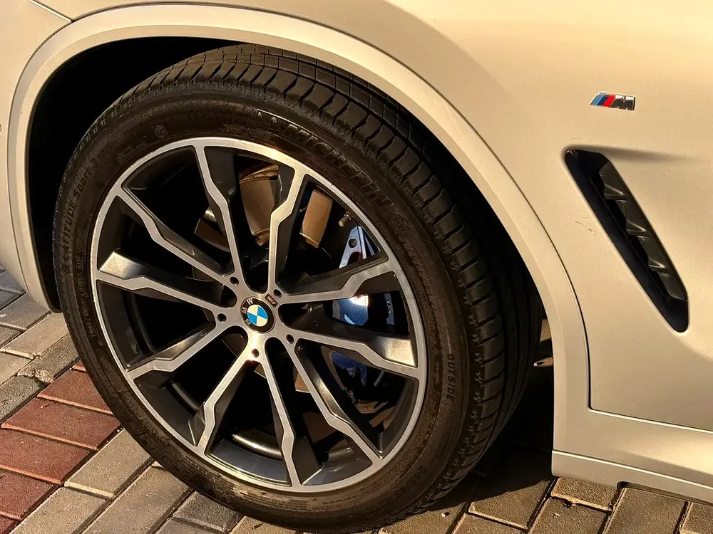 BMW X4 xDrive30i M Sport 2021 | GCC Specs | Pristine Condition - Image 4