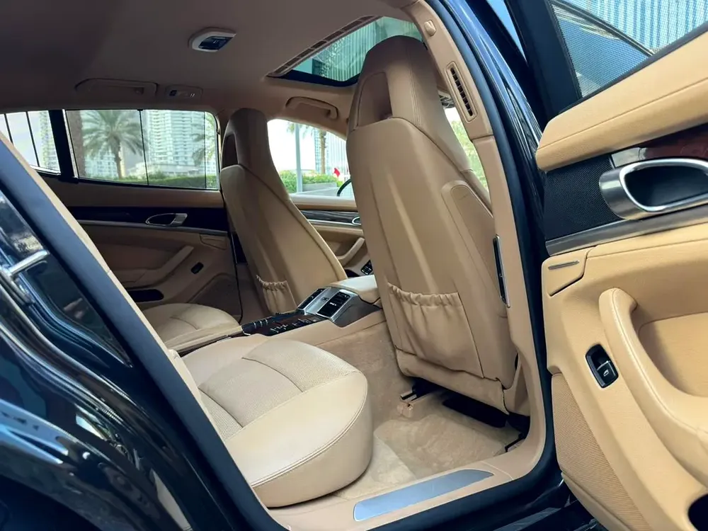 SPECIAL PORSCHE PANAMERA 4S V6 — TOP RANGE — GCC —  ACCIDENTS FREE — UNIQUE CAR — BEST CONDITION - Image 19