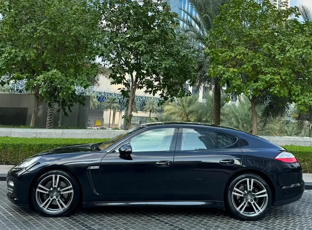 SPECIAL PORSCHE PANAMERA 4S V6 — TOP RANGE — GCC —  ACCIDENTS FREE — UNIQUE CAR — BEST CONDITION - Image 8