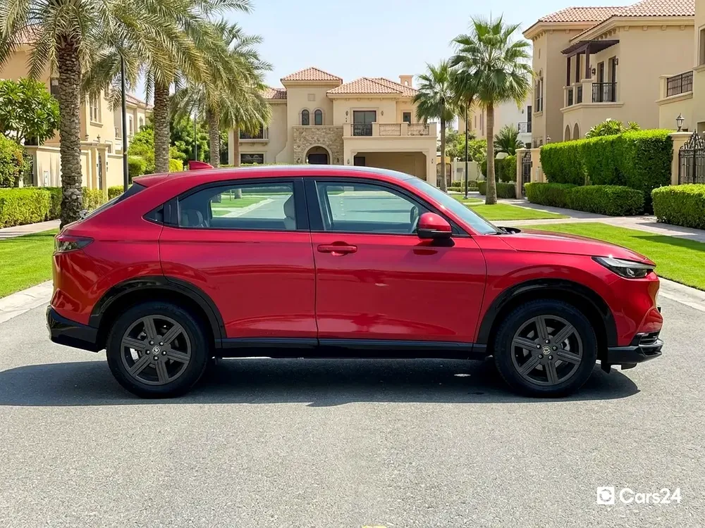 AED 1,130/month | 0 DP | Free 3 Months Warranty | Service History | 30 Day Return | HONDA HR-V 2023 - Image 5