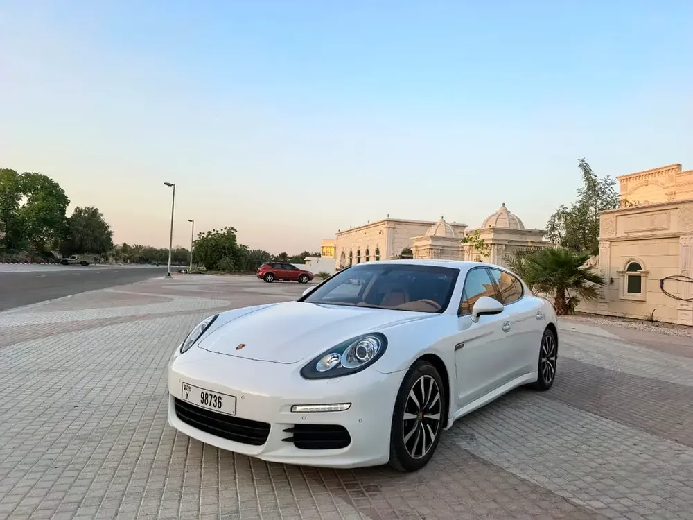 PORSCHE PANAMERA 2014 PDK AMAZING CONDITION FULL OPTION GCC - Image 13