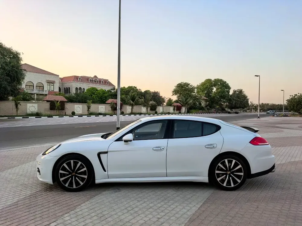 PORSCHE PANAMERA 2014 PDK AMAZING CONDITION FULL OPTION GCC - Image 14