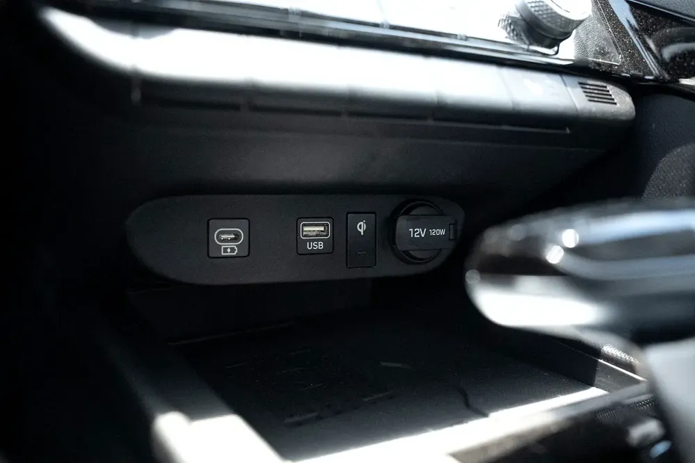 HYUNDAI ELANTRA CHINESE SPECS LUXURY FULL OPTIONS 2025 - Image 19