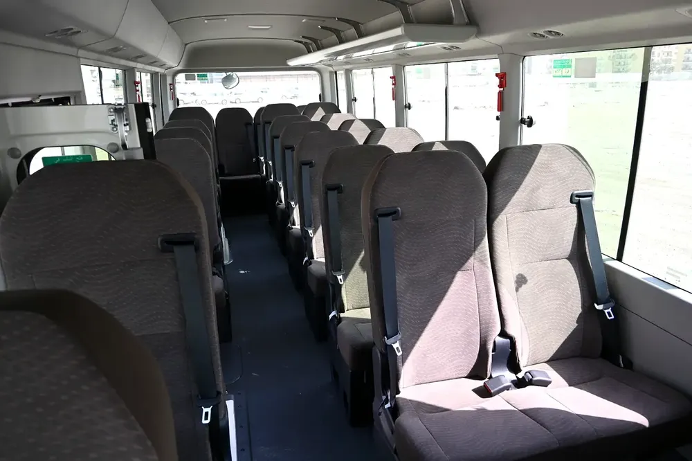 Toyota Coaster 2025 GCC Specs - (For Export Only) - Image 9